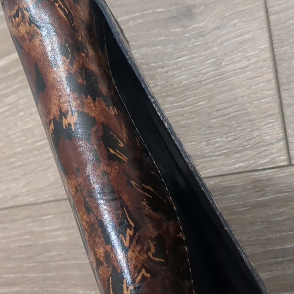 Patricia Nash Leather Wallet - Picture 5 of 10